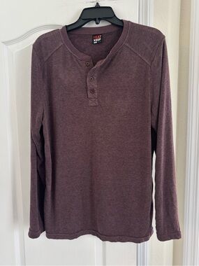 Heat Keep Men's Long-Sleeve Henley in Plum